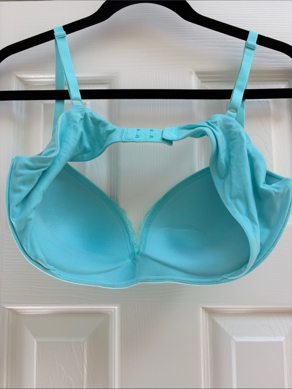 Victoria Secret Plunge Bra - Picture 3 of 3